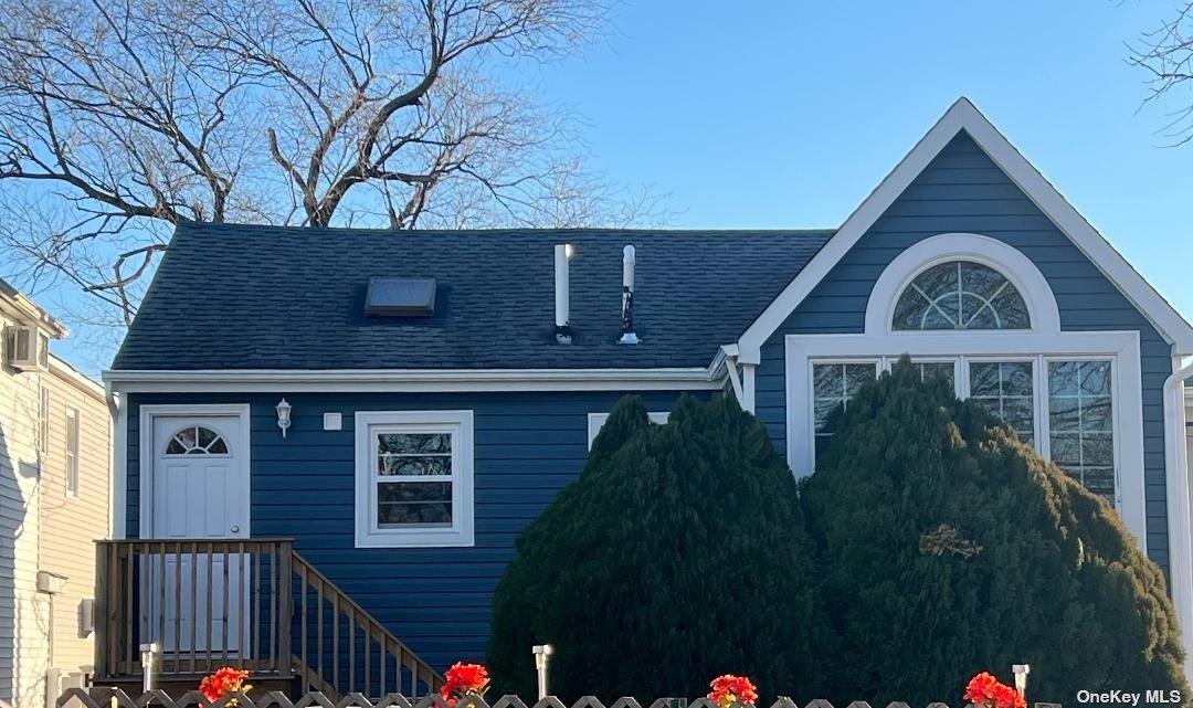 102-10A 160th Ave