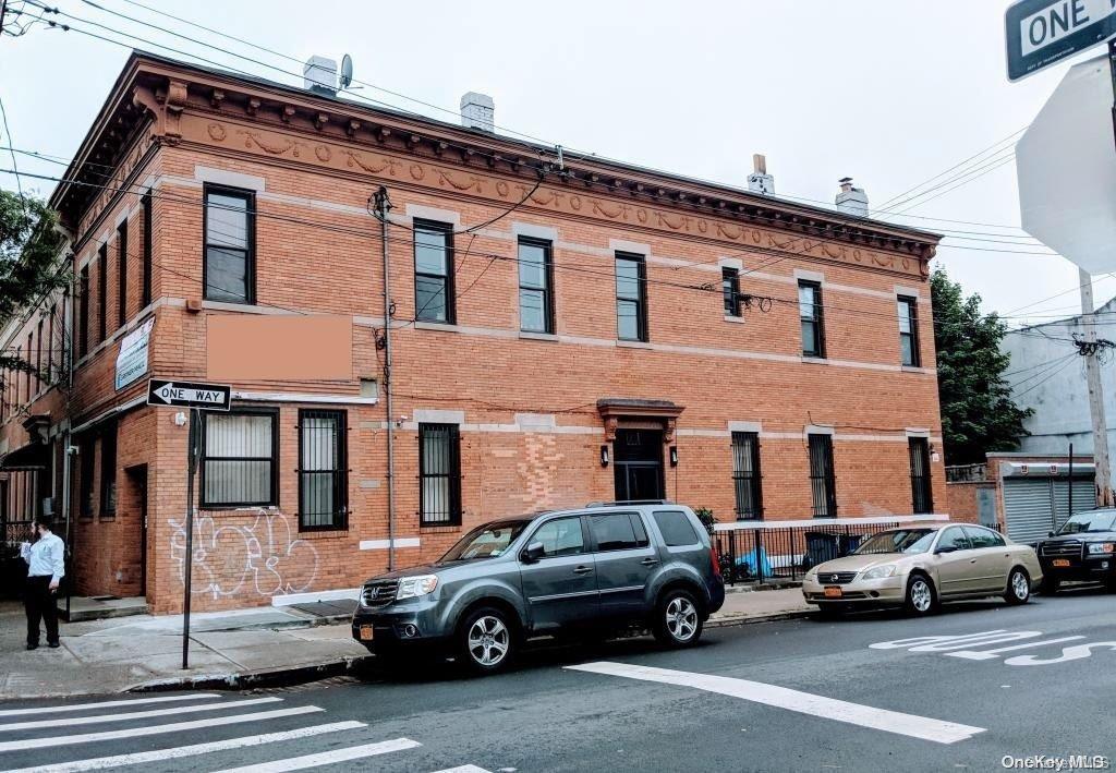 652 Grandview Ave