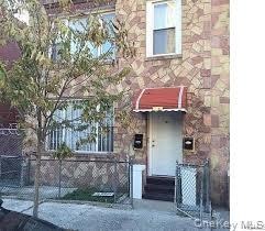 1703 Townsend Ave