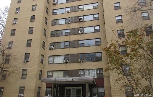 9 Fordham Hill Oval Unit 9F