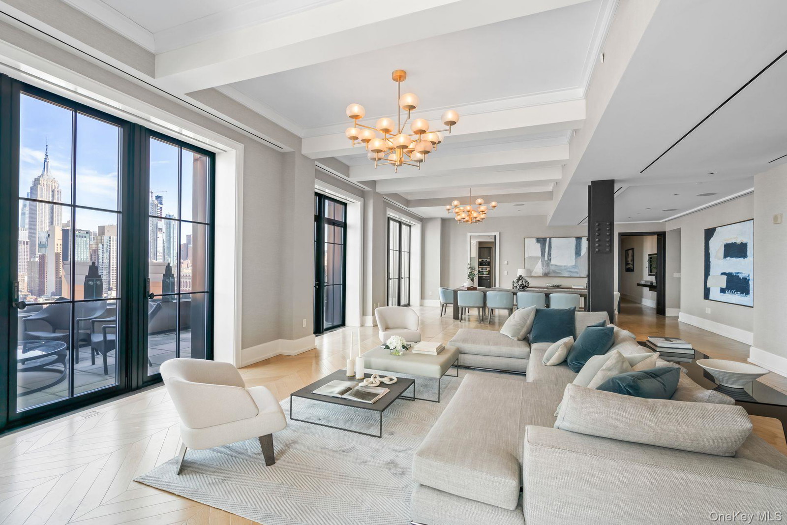 212 W 18th Street Unit Ph2
