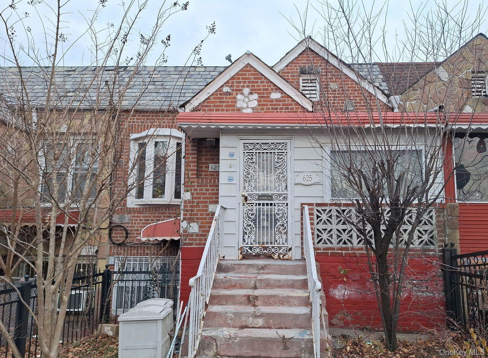 625 Lenox Rd