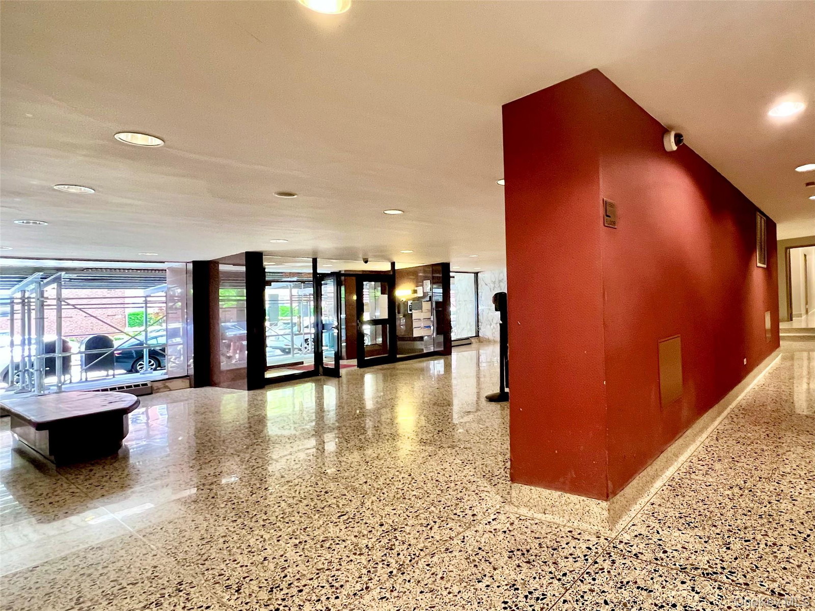 14205 Roosevelt Ave Unit 301