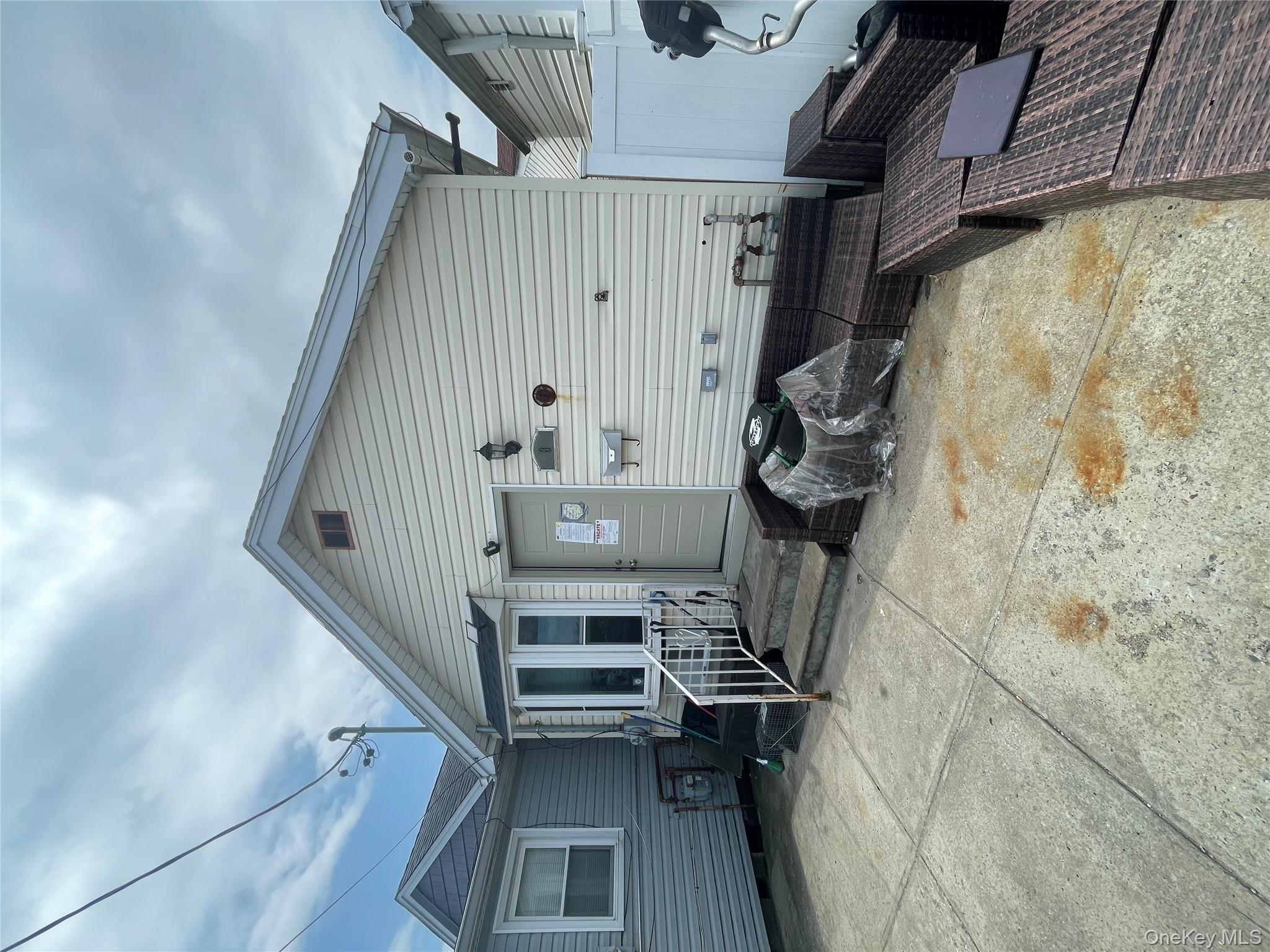 8 Church St