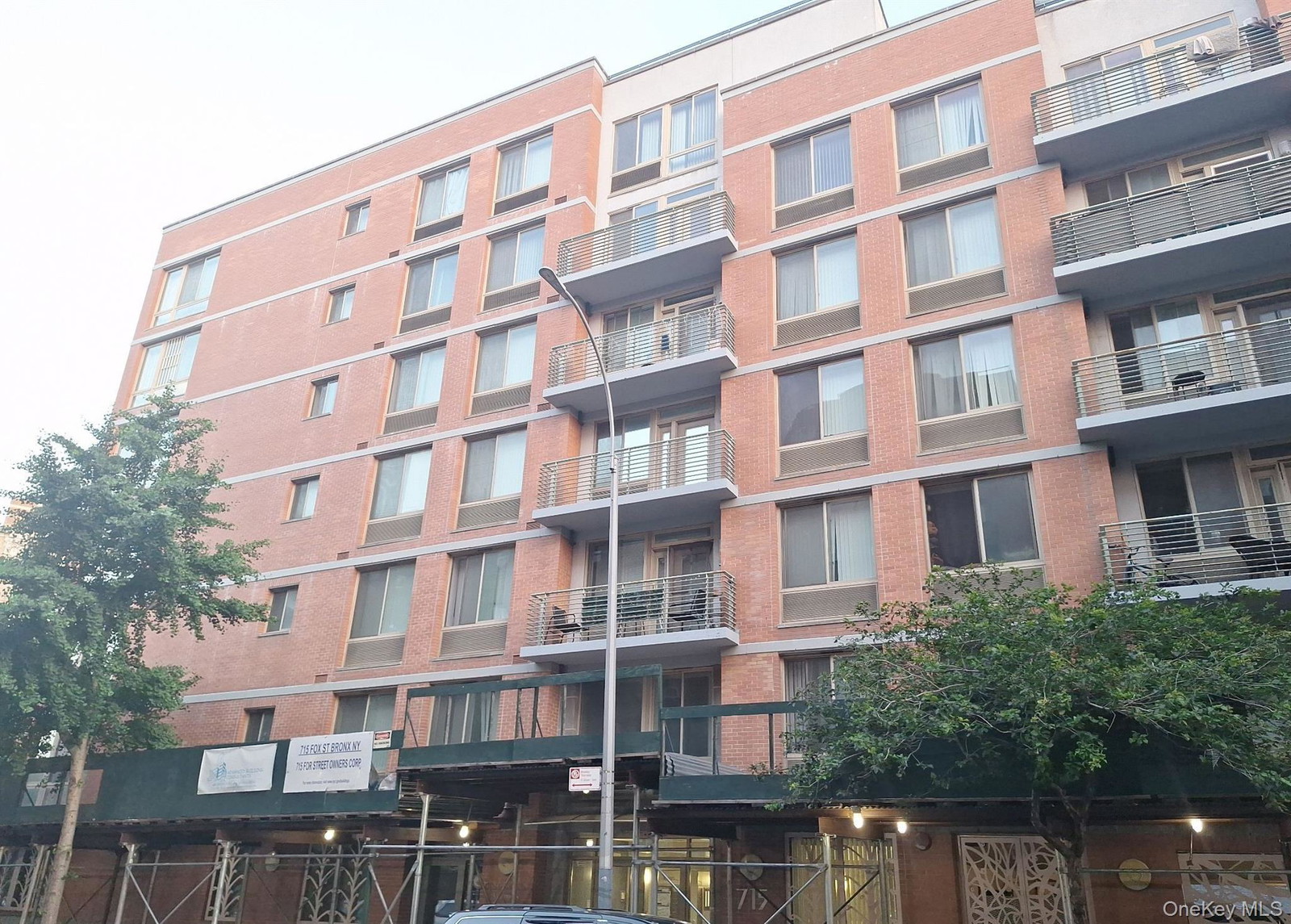 715 Fox St Unit 5J
