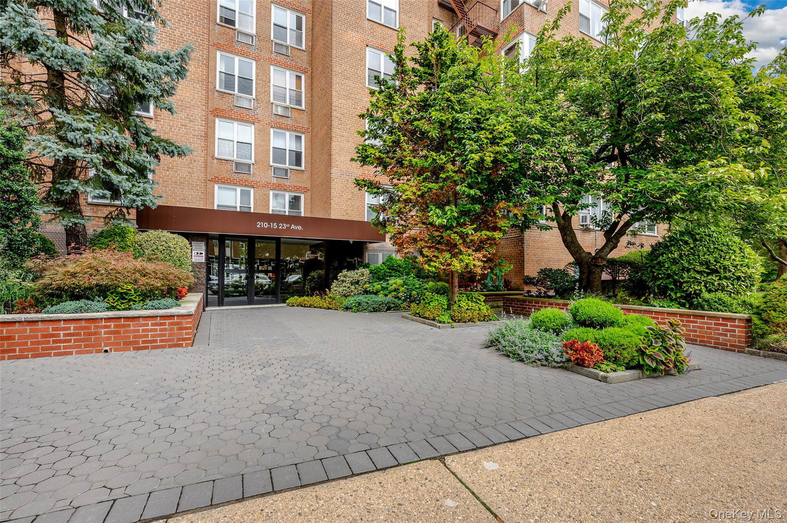 21015 23rd Ave Unit 4E