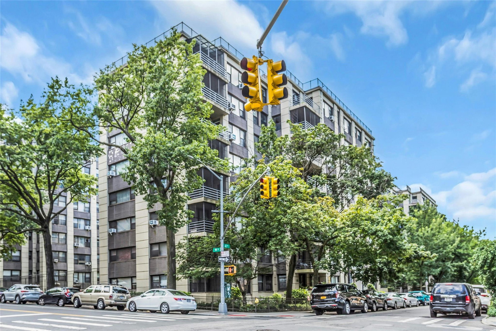 9850 63rd Dr Unit 5F