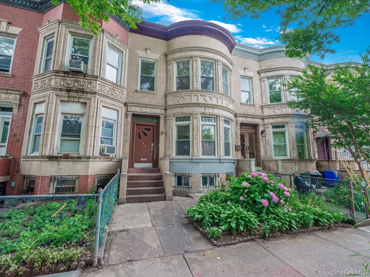 185 Lefferts Ave