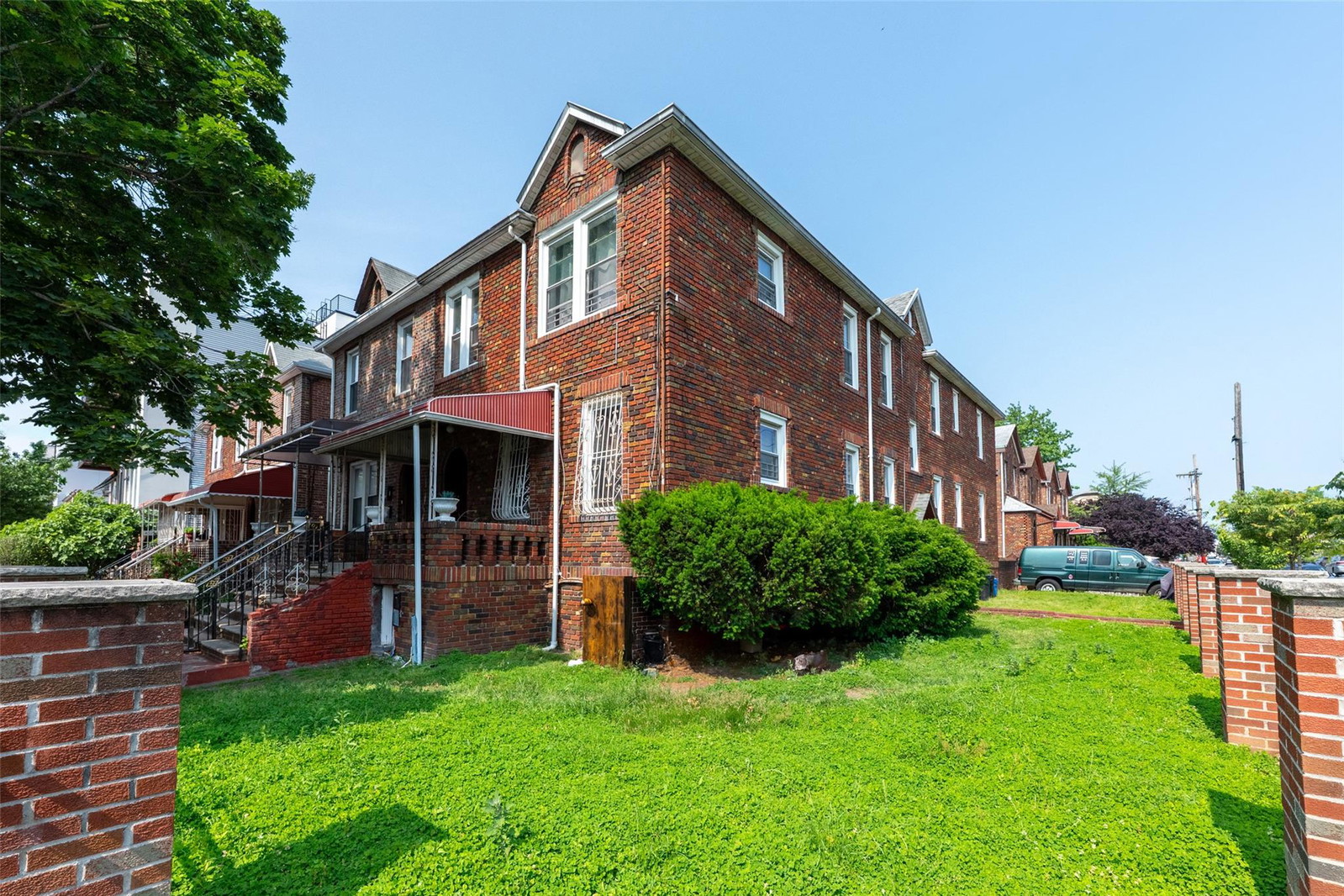 1681 Brooklyn Ave