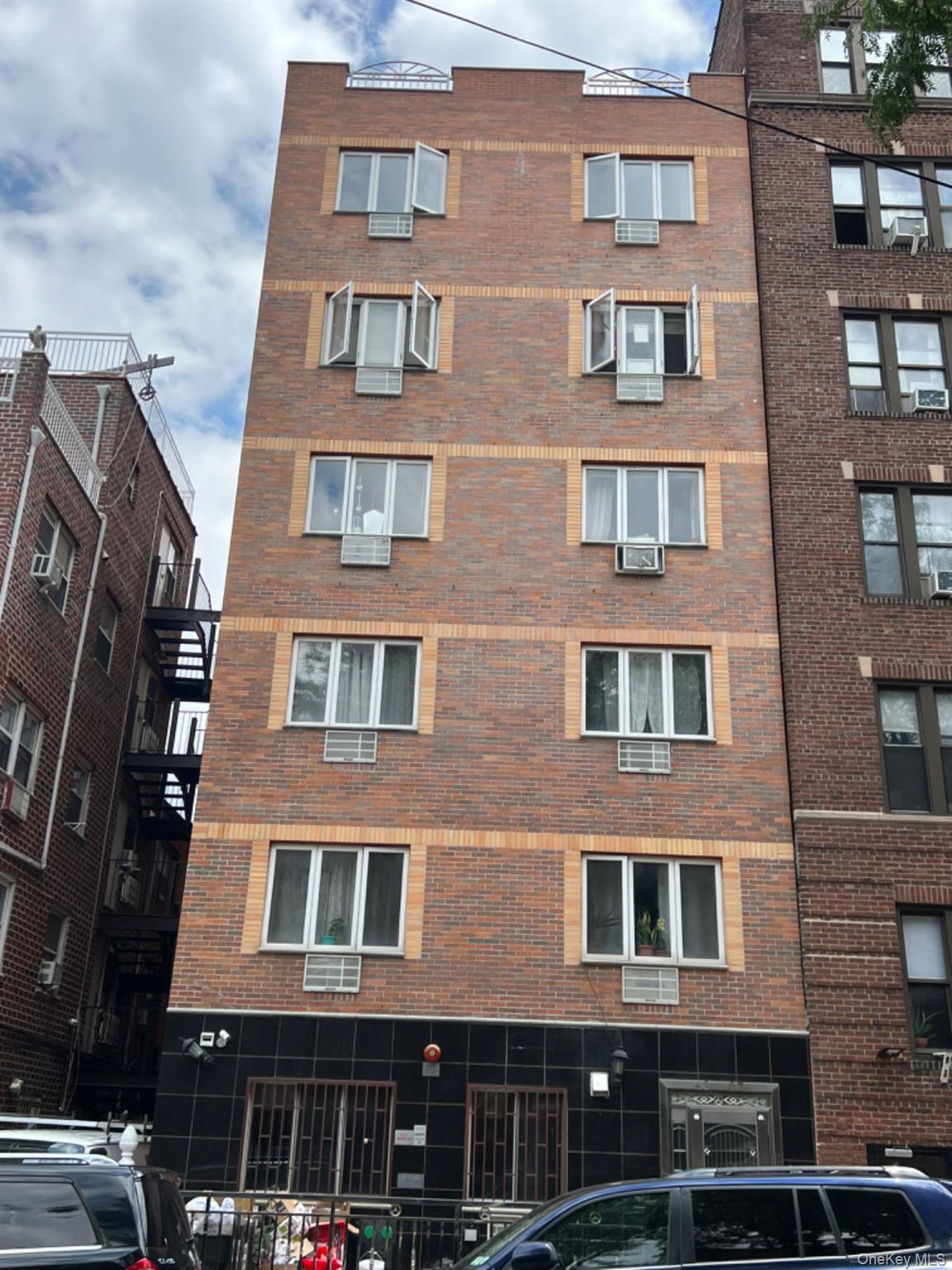 4307 48th St Unit 5B