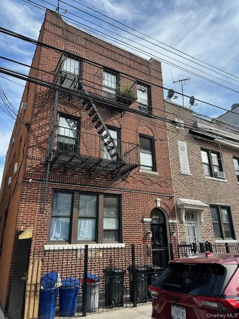 3441 9th St