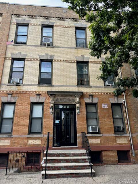 3080 44th St