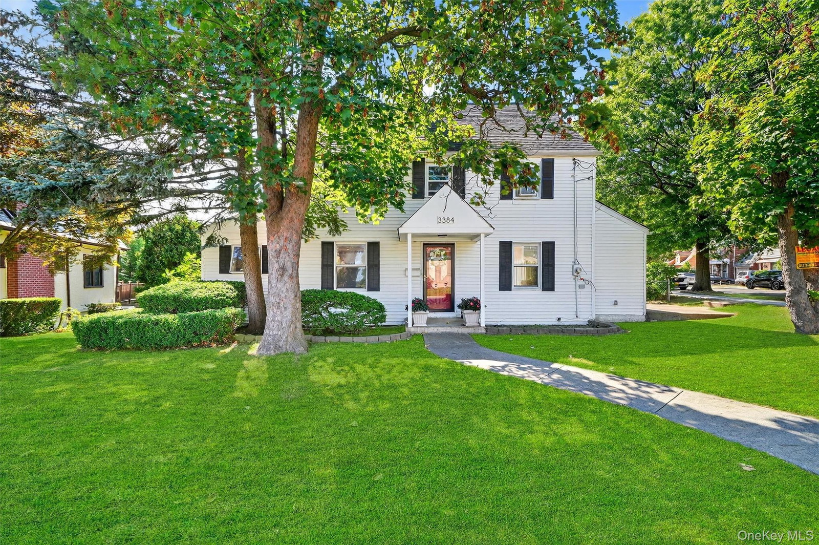 3384 Country Club Rd