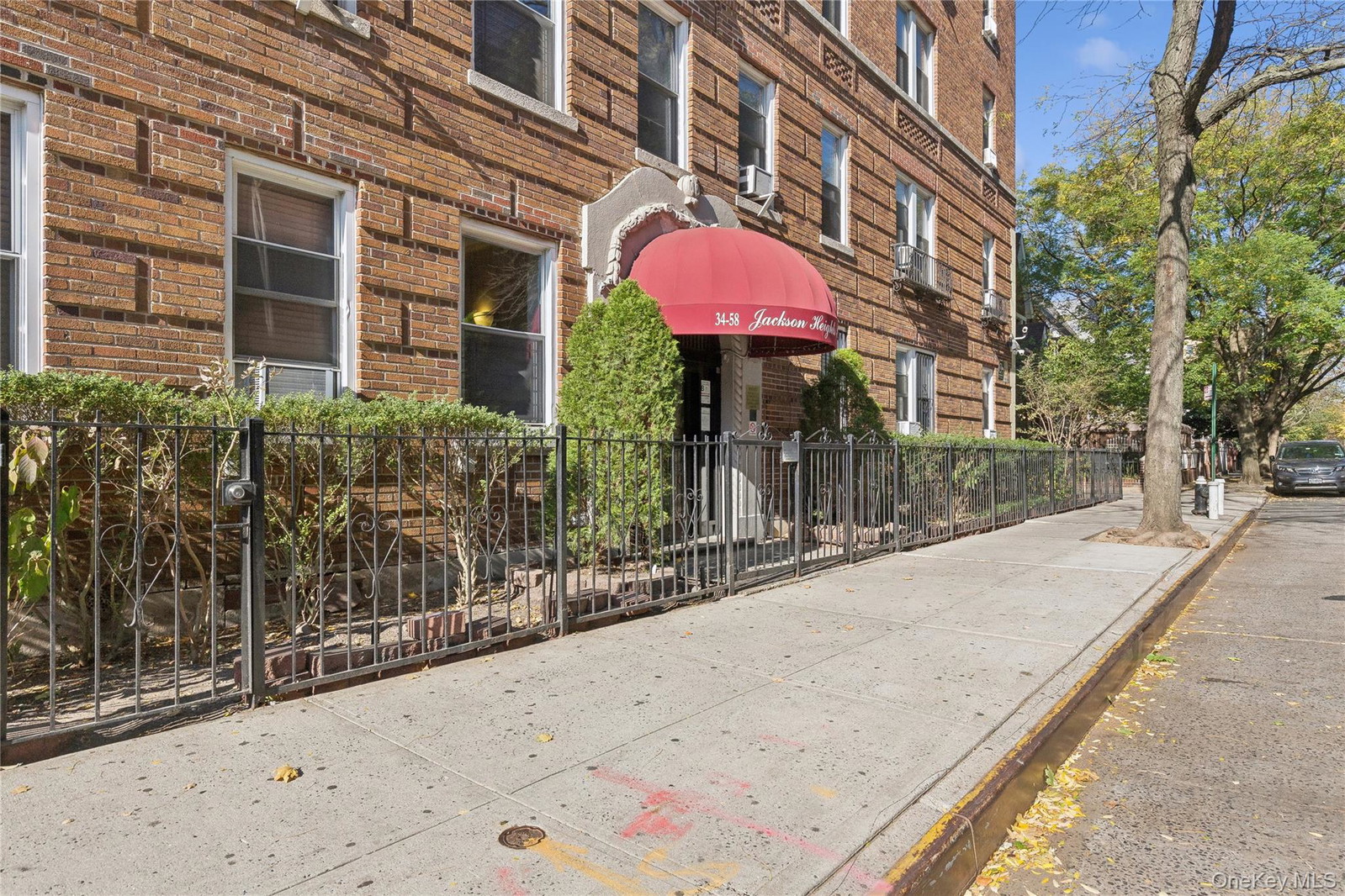 3459 89th St Unit 6E