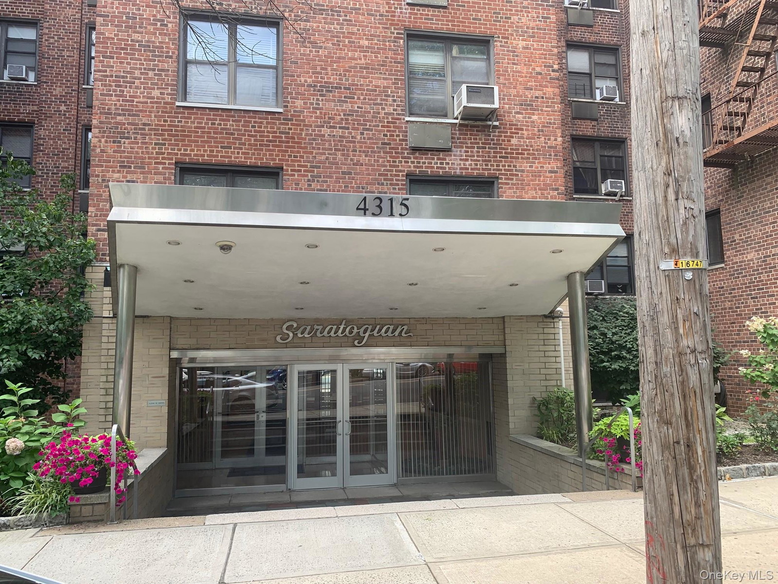 4315 Webster Ave Unit 1J