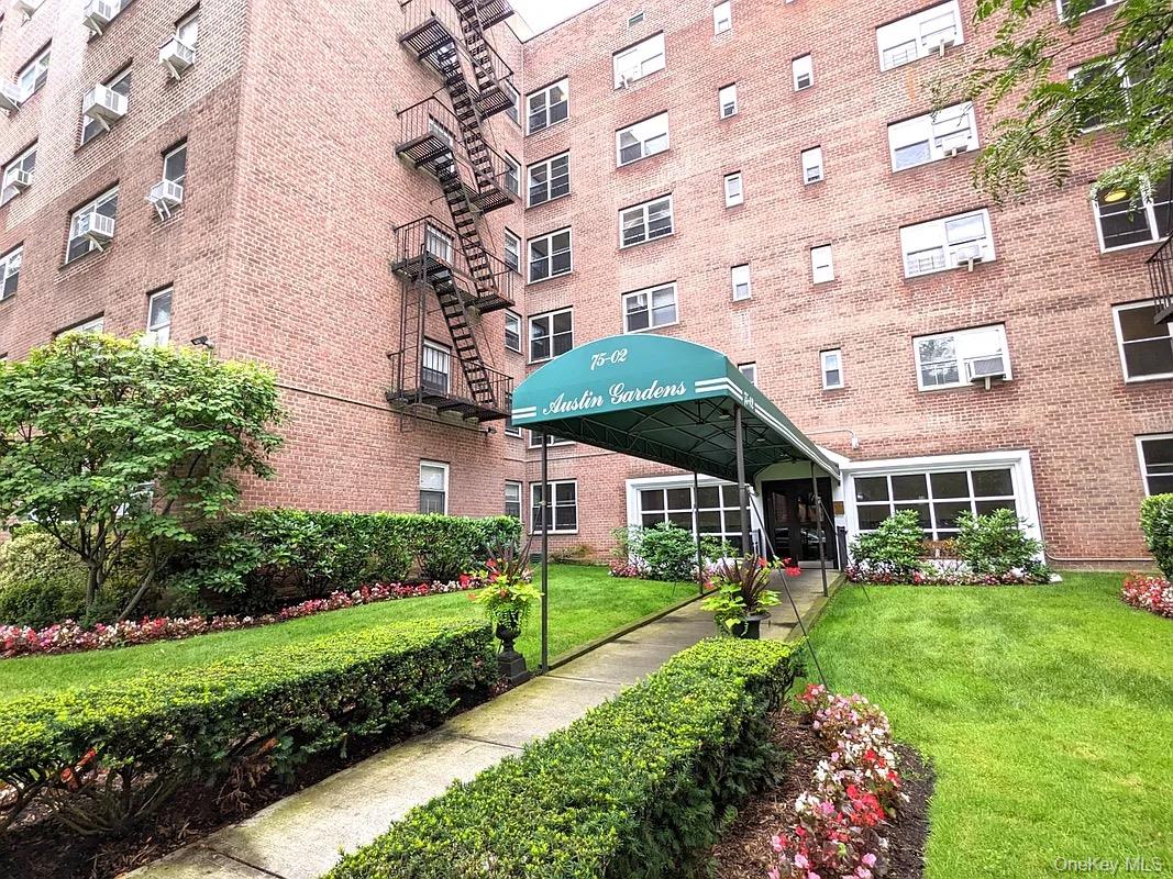 7502 Austin St Unit 2J
