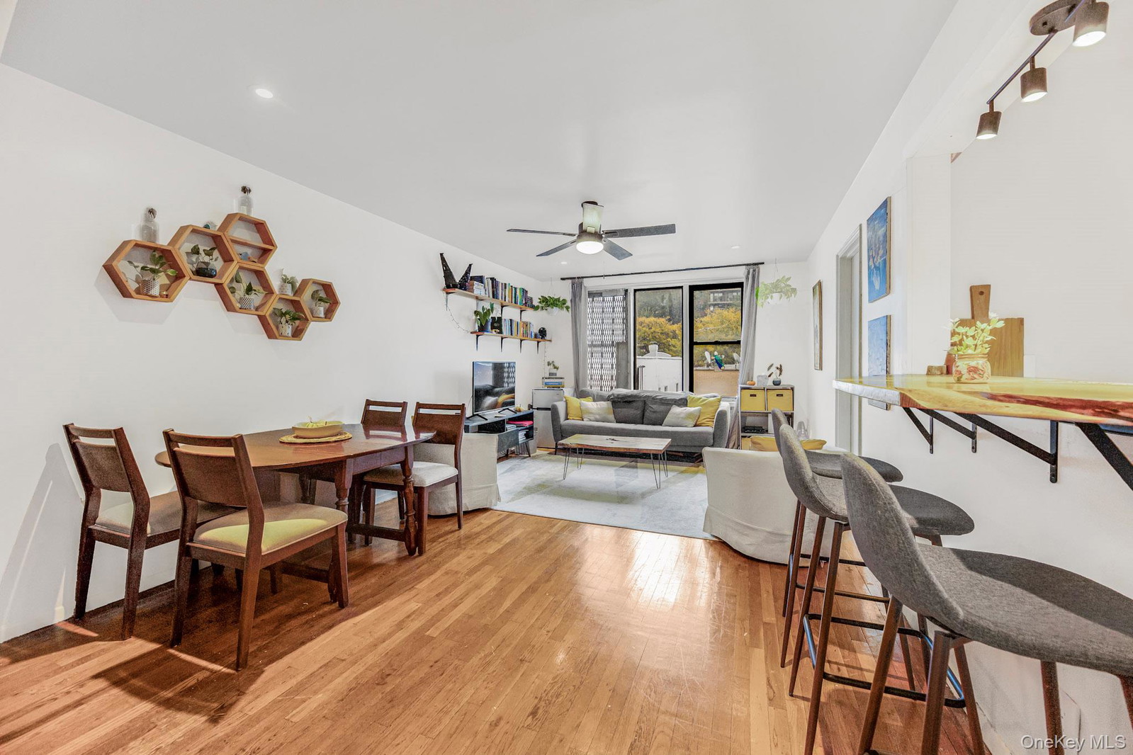 2860 Bailey Ave Unit 5D