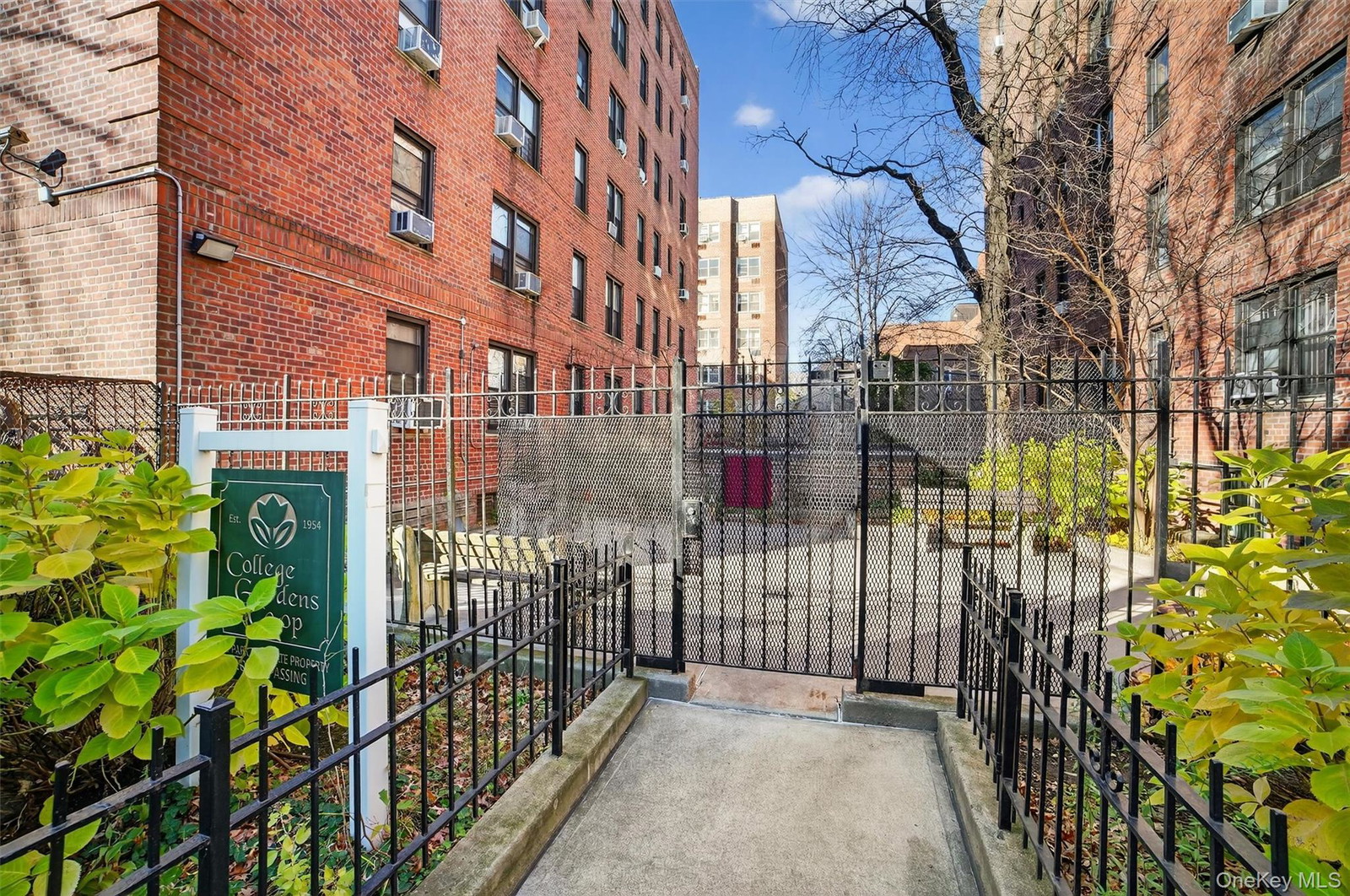 3535 Kings College Pl Unit 3F