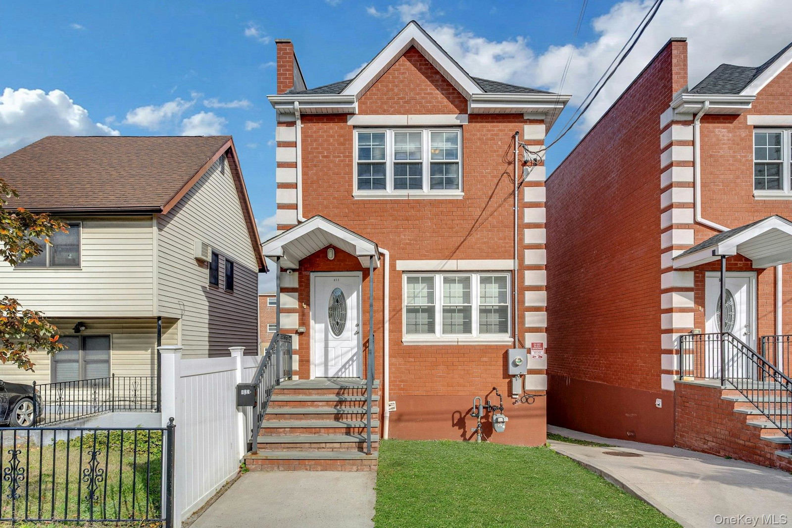 822 Hollywood Ave