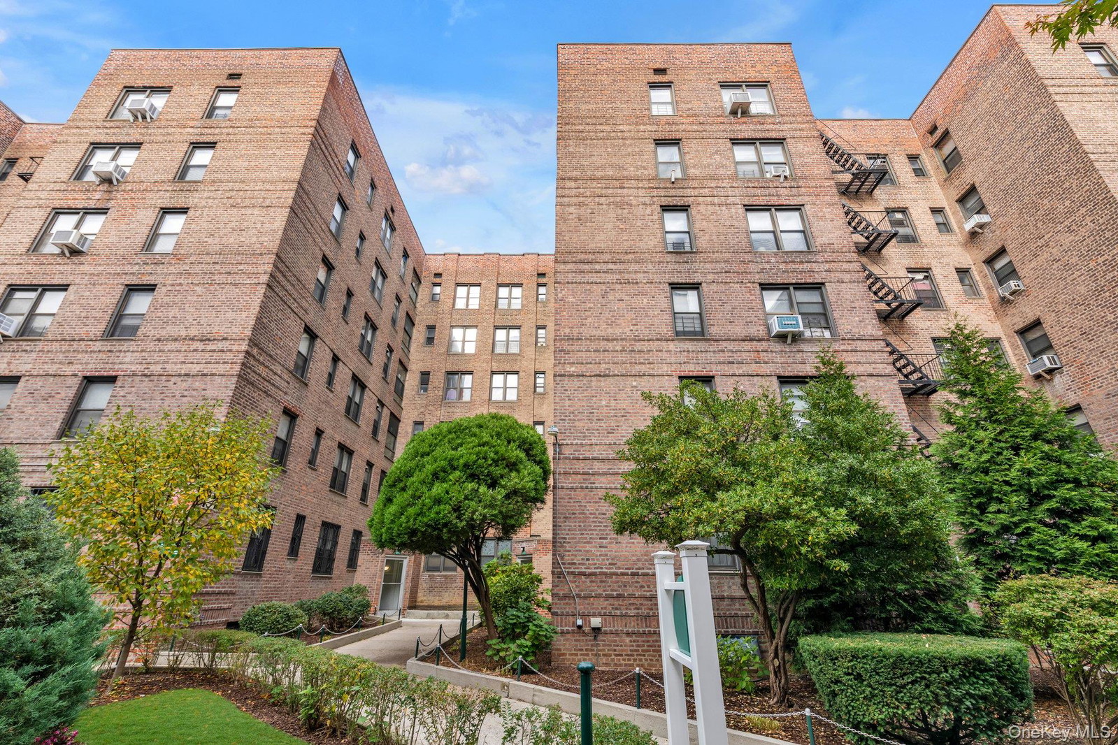 4334 Union St Unit 5H