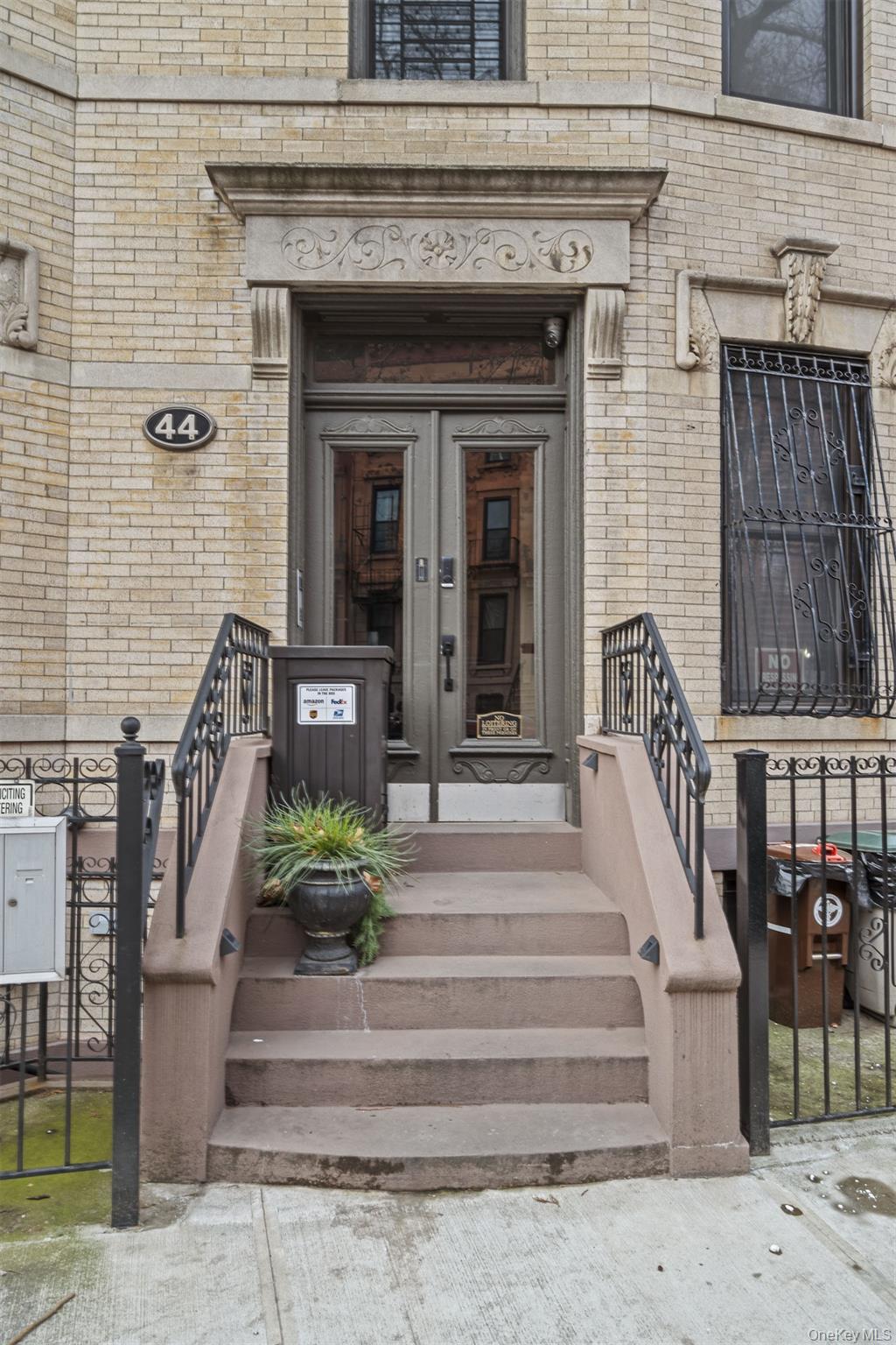 44 Decatur St