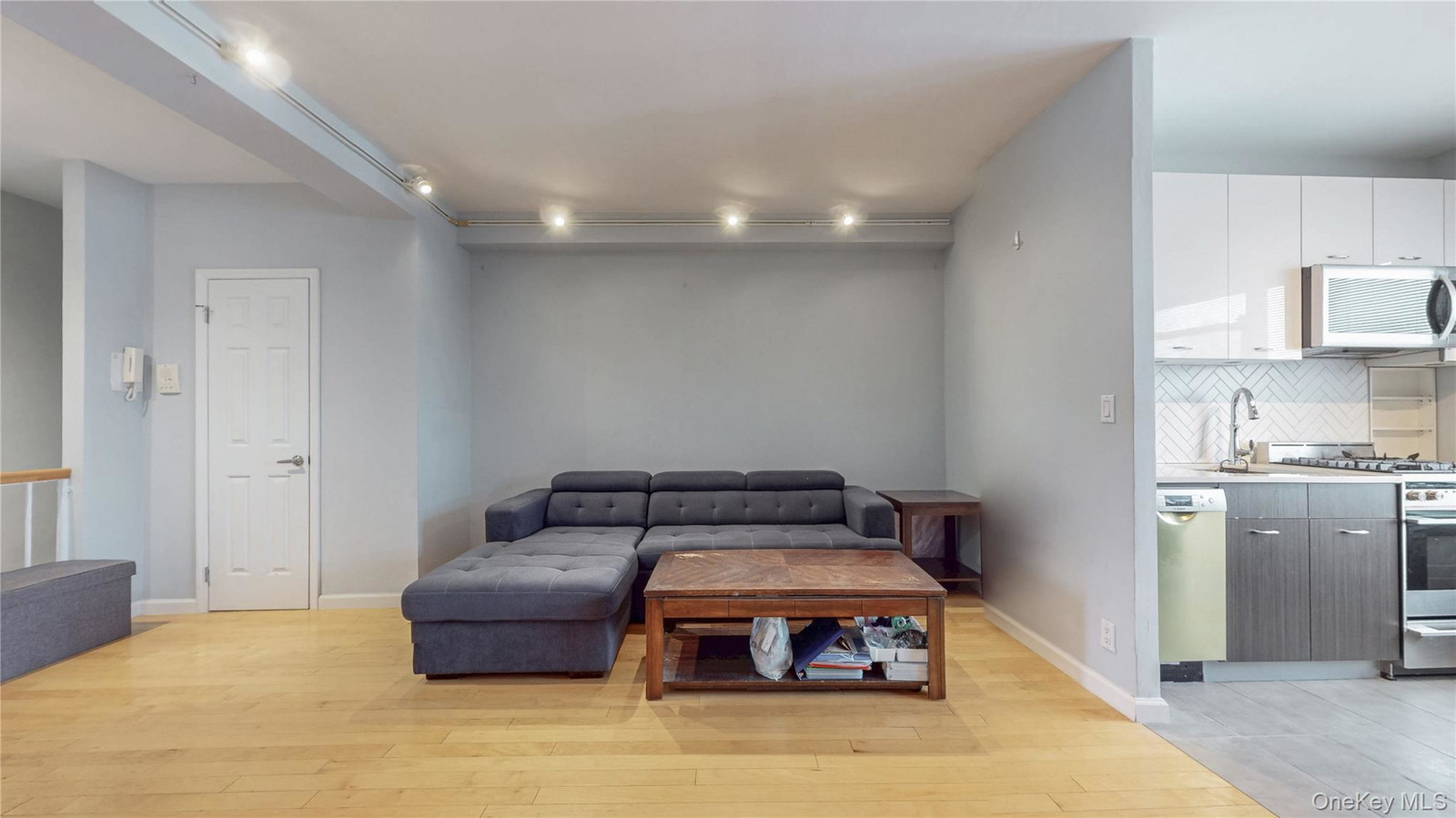 9905 63rd Dr Unit 11R