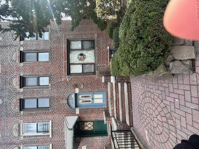 8423 14th Ave