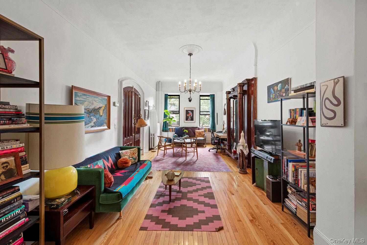 32 St James Place Unit 1