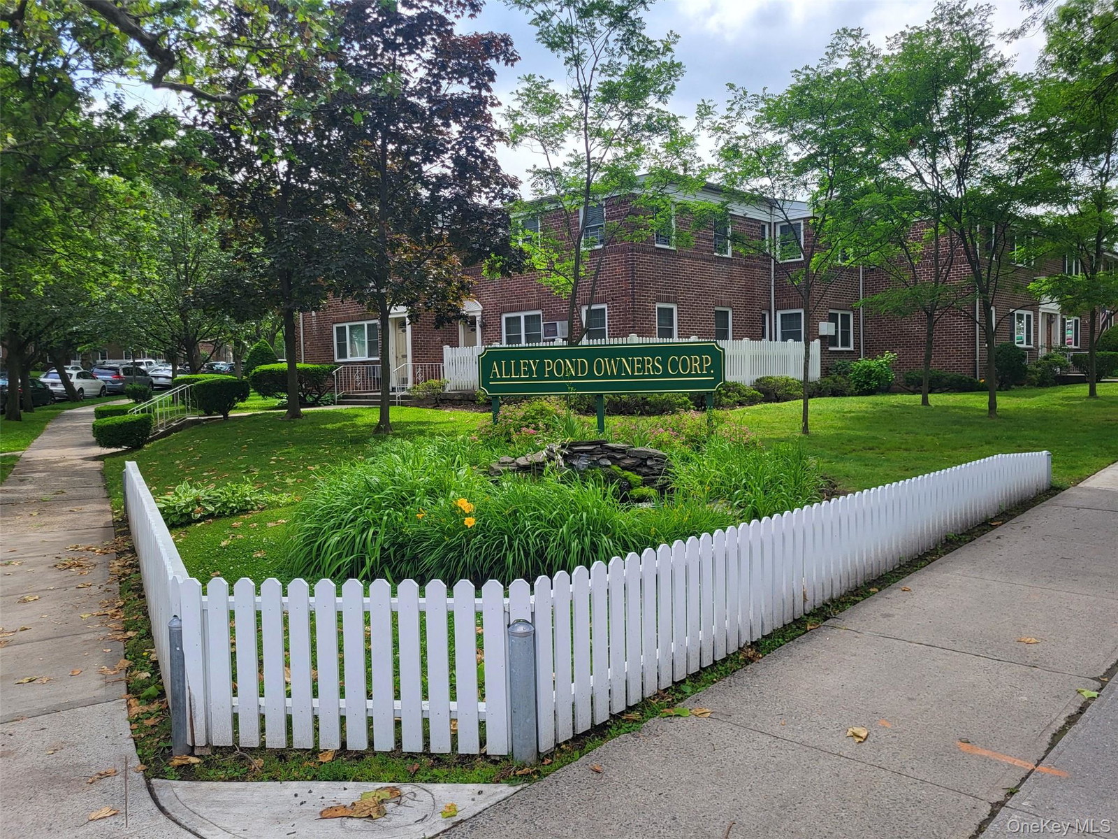 22423 Kingsbury Ave Unit B