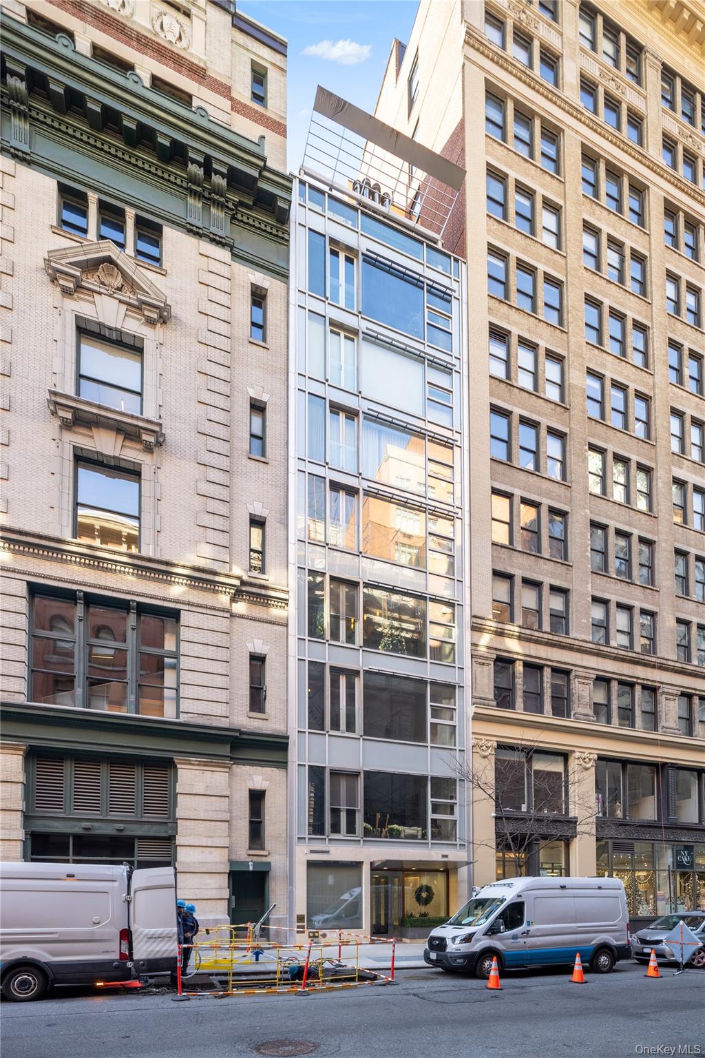 116 W 22nd Street Unit 3