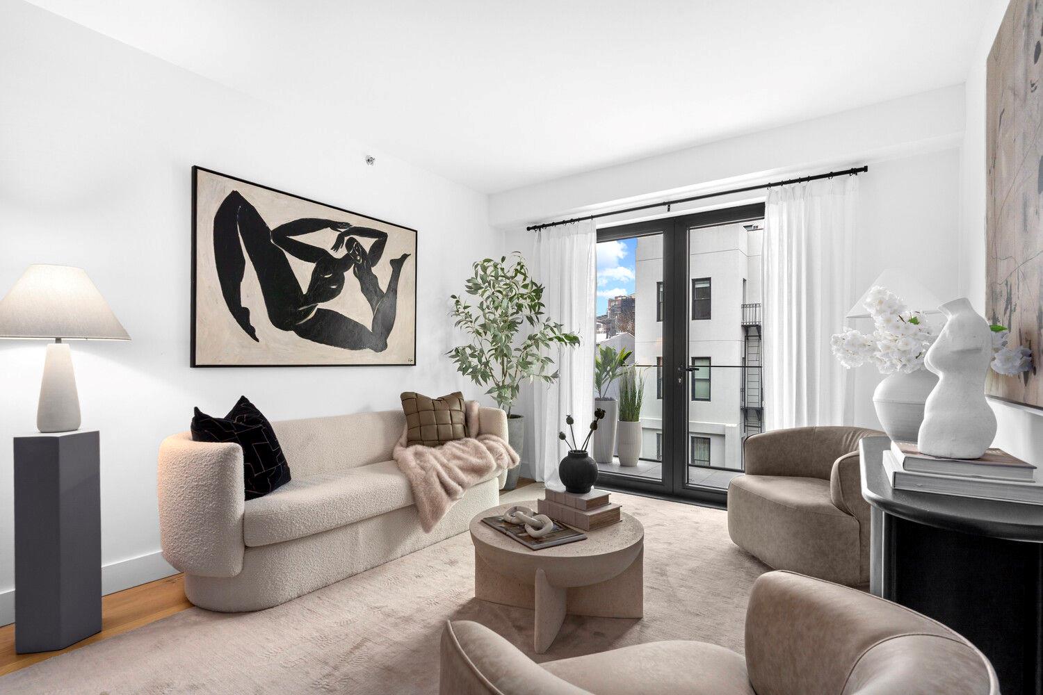 228 13th St Unit 305