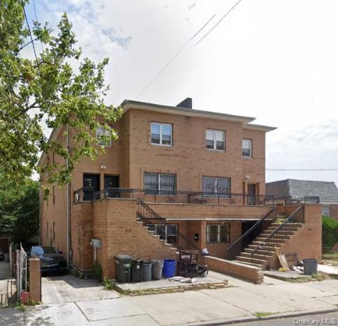 929 Cleveland St