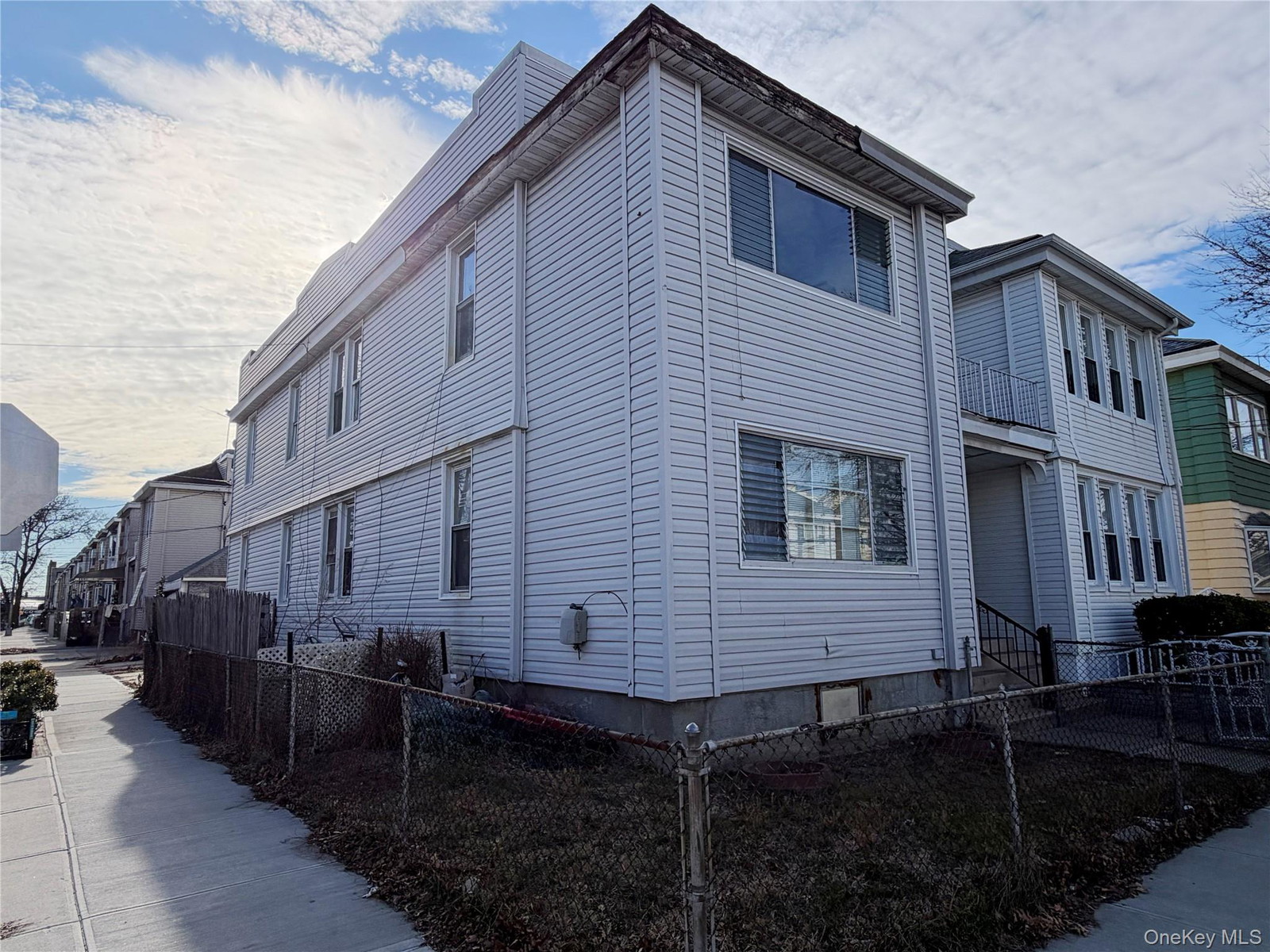 11220 111th Ave