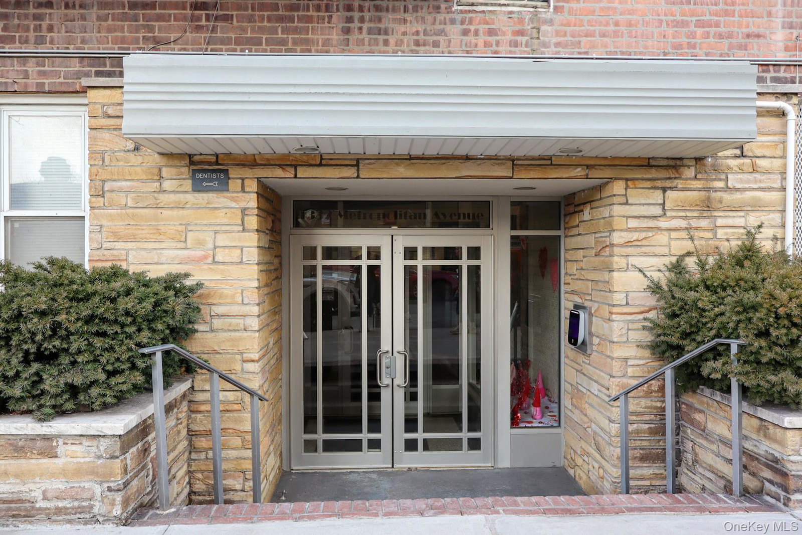 1332 Metropolitan Ave Unit 5G