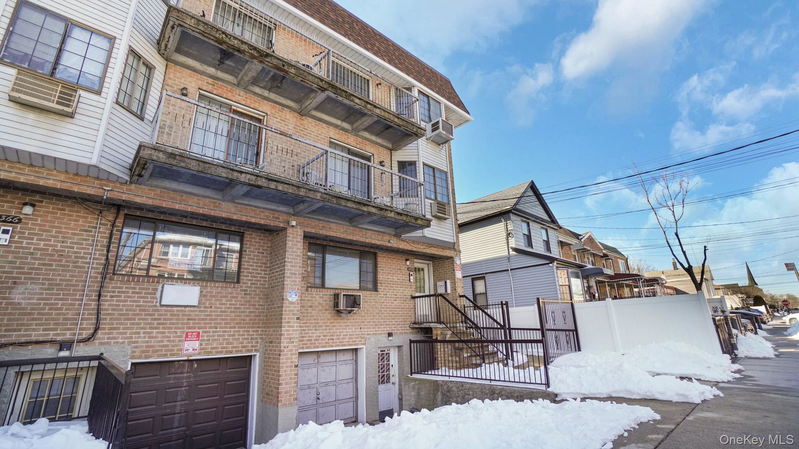1364 E 92nd St Unit 101
