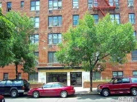 9229 Lamont Ave Unit 1B