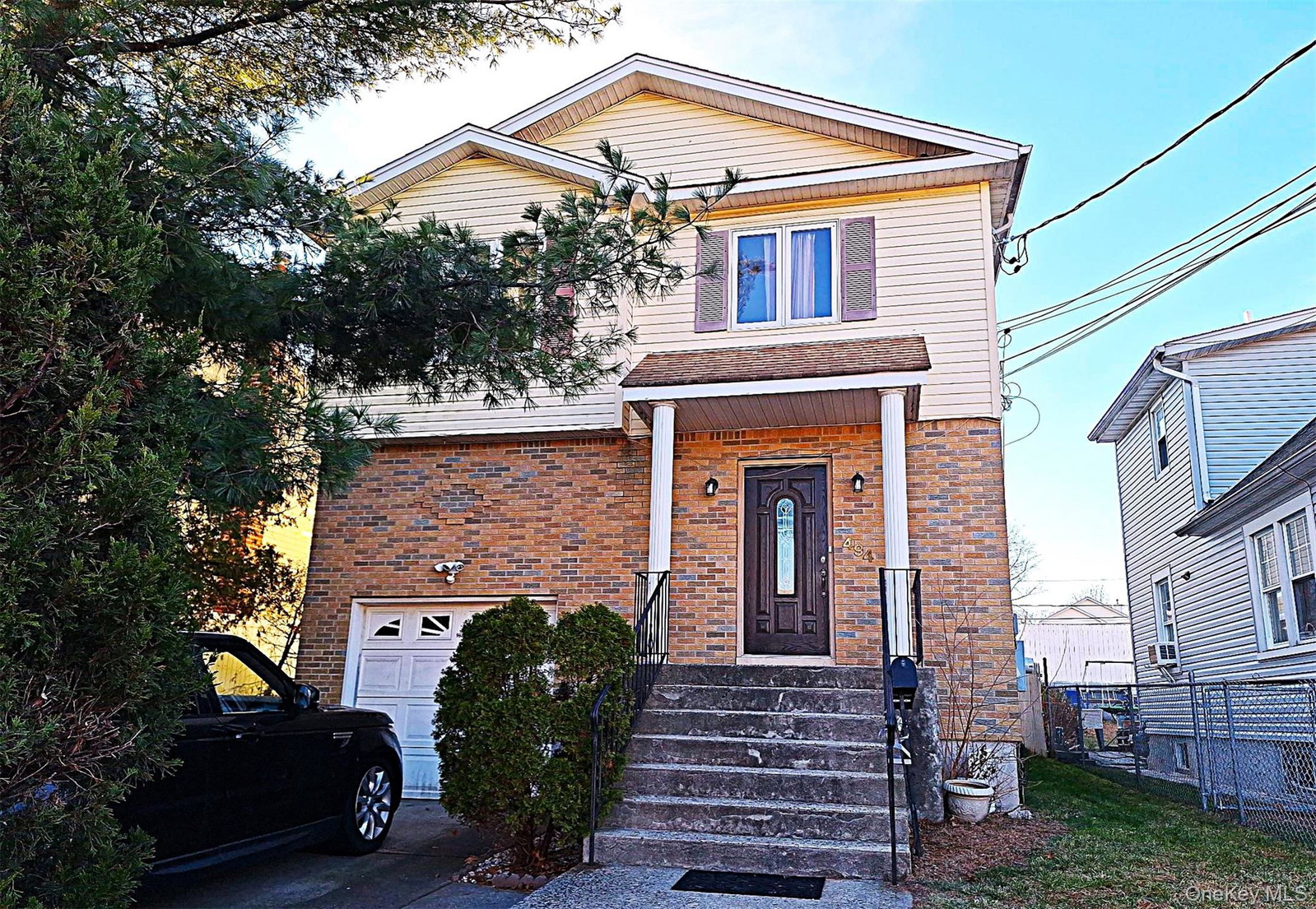 494 Keller Ave