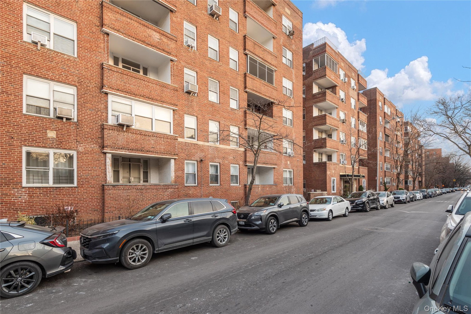 3441 85th St Unit 3G