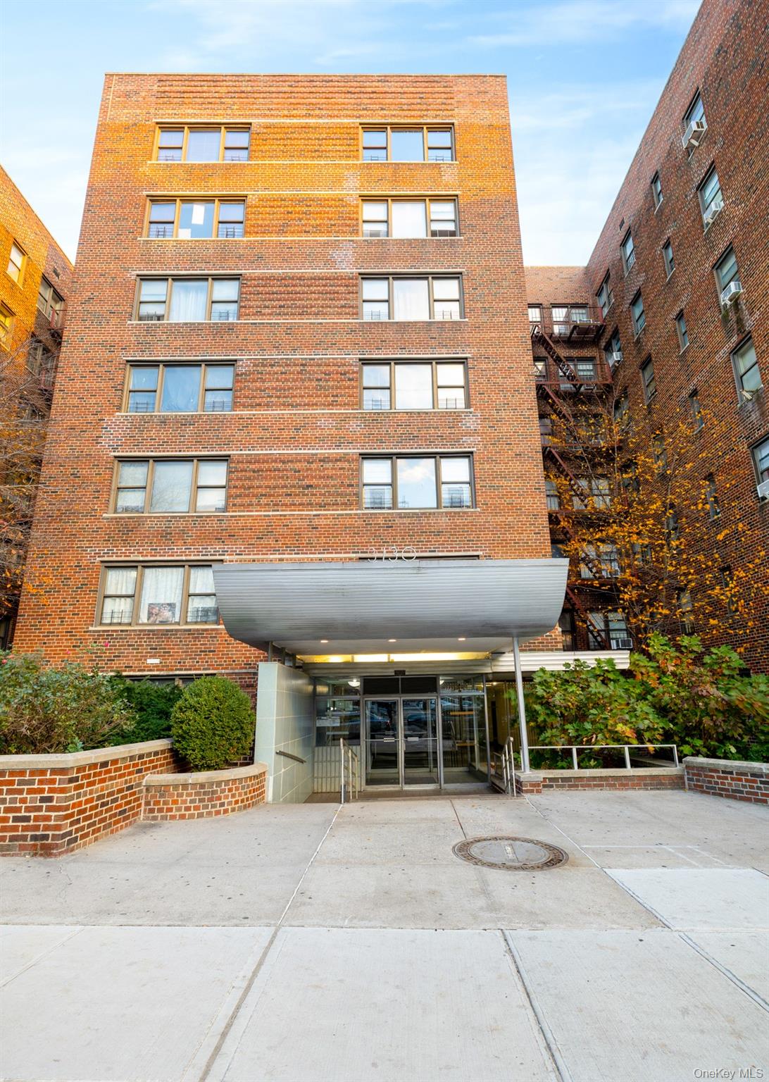 3130 Grand Concourse Unit 2J