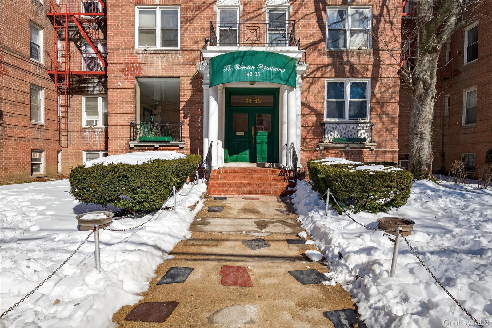 14235 84th Dr Unit 2K
