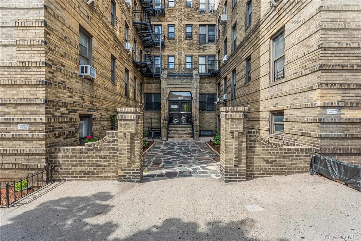 5005 43rd Ave Unit 1K
