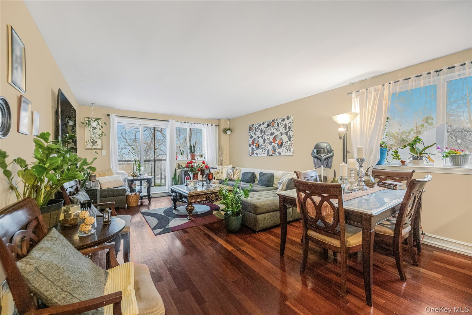3220 Fairfield Ave Unit 5A
