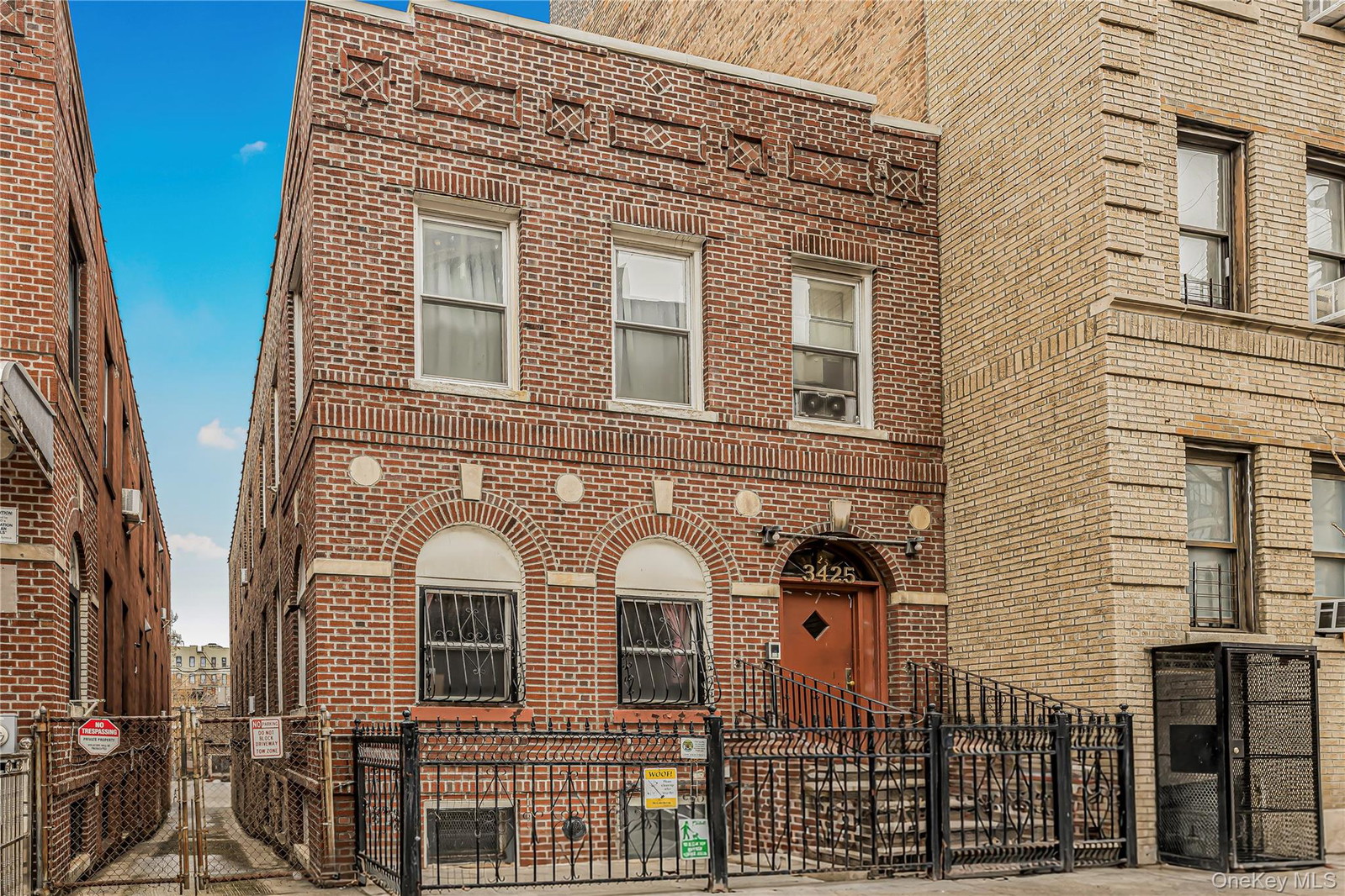 3425 Dekalb Ave