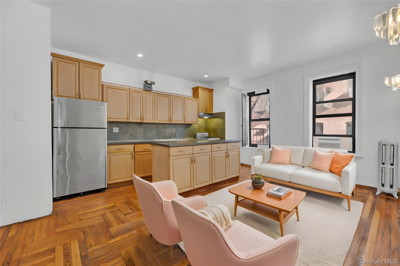 828 Gerard Ave Unit 2D