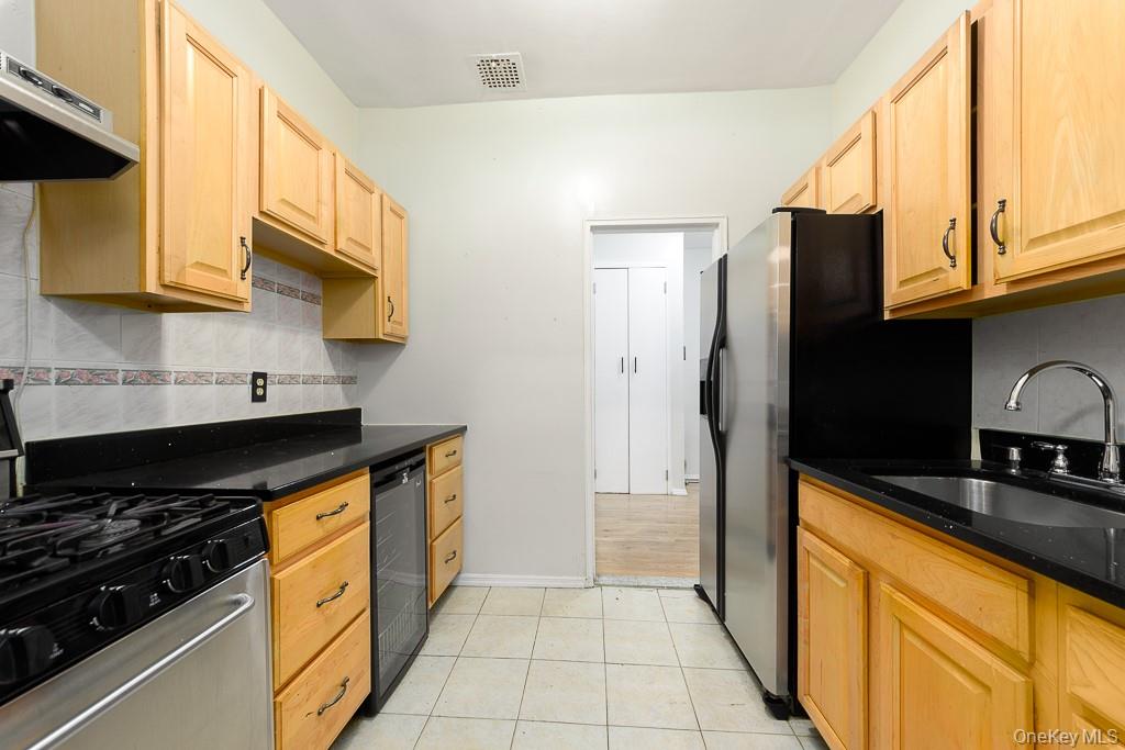 1199 E 53rd St Unit 1L