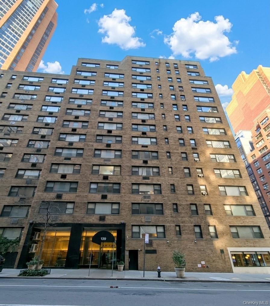 139 E 33rd Street Unit 12A
