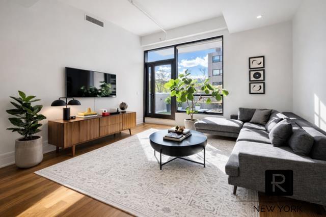 850 Metropolitan Avenue Unit 2-B