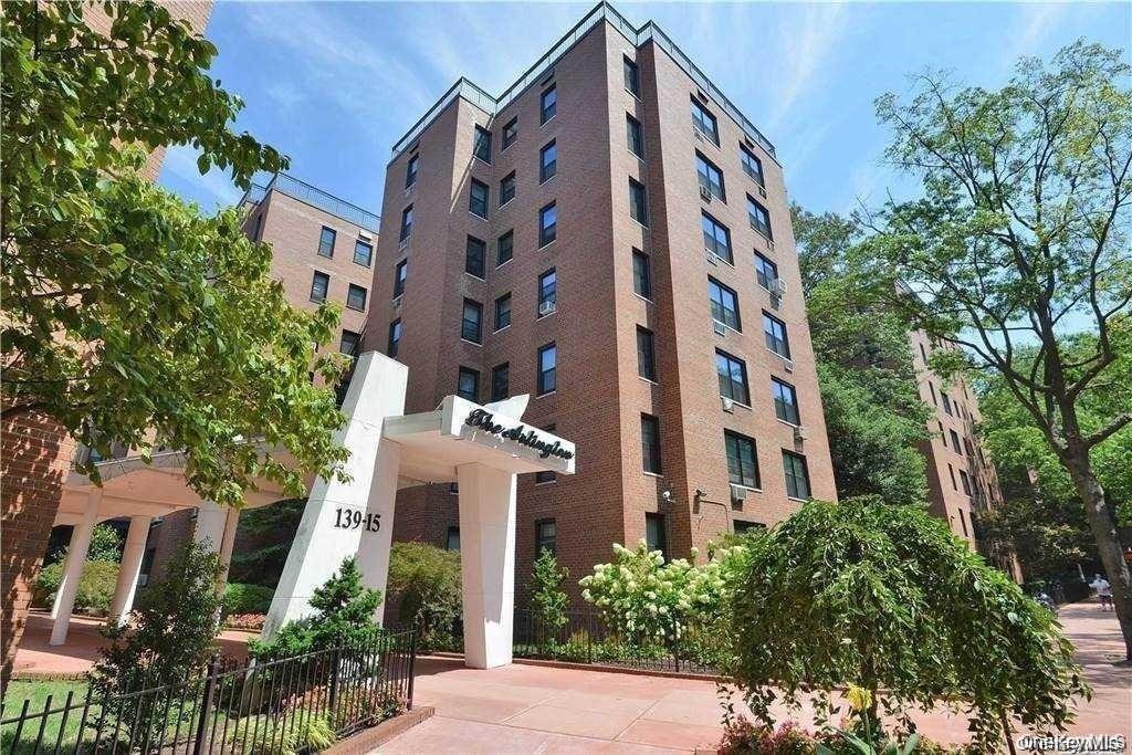13915 83rd Ave Unit 506