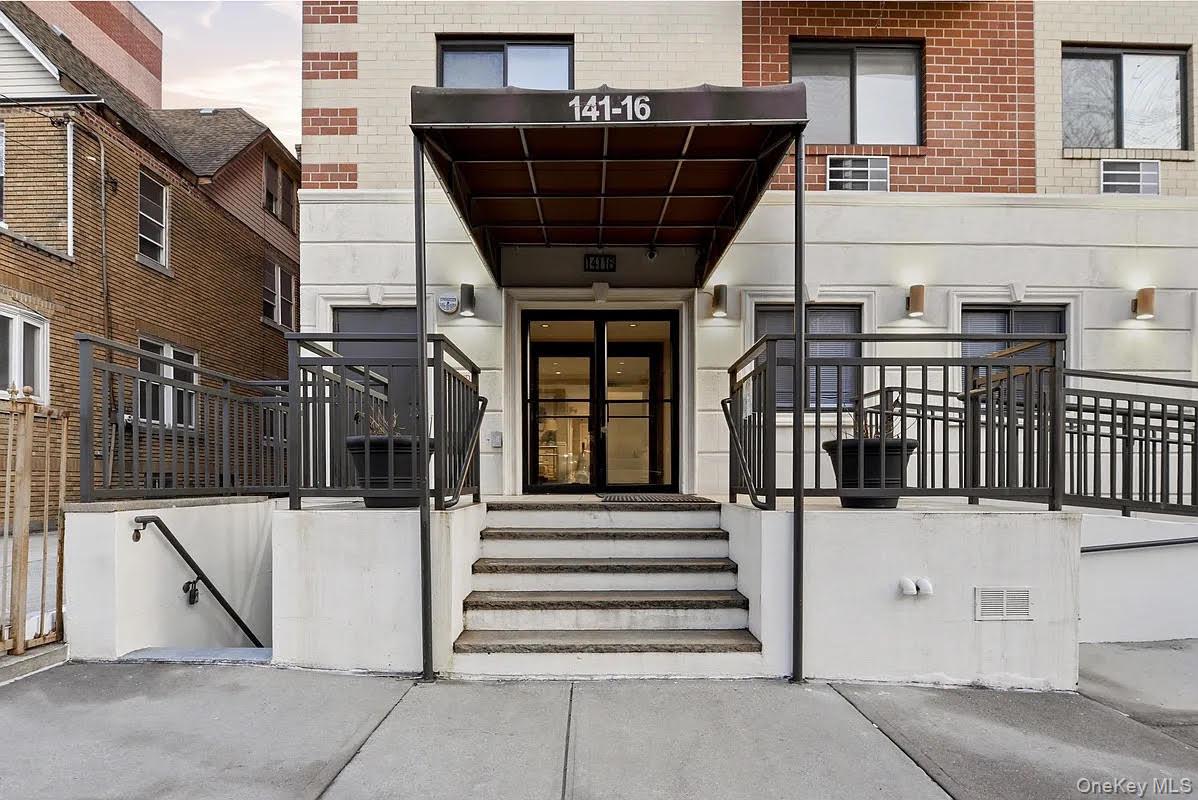 14116 84th Dr Unit 3D