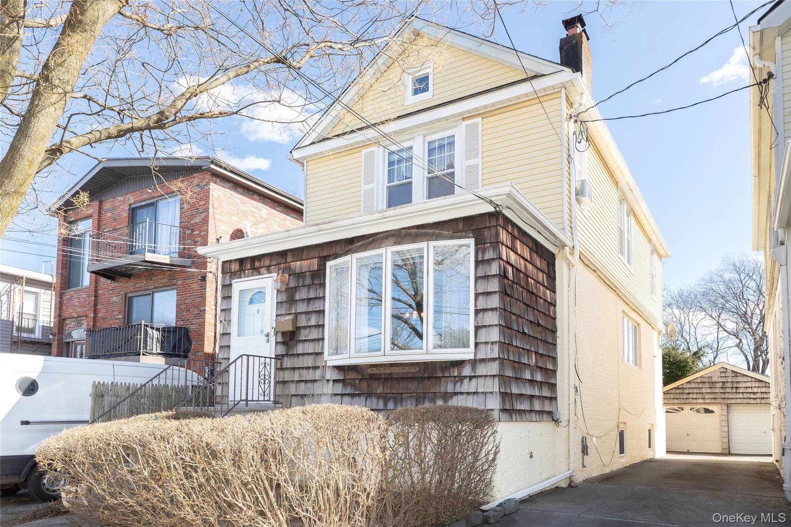 100 Marine St